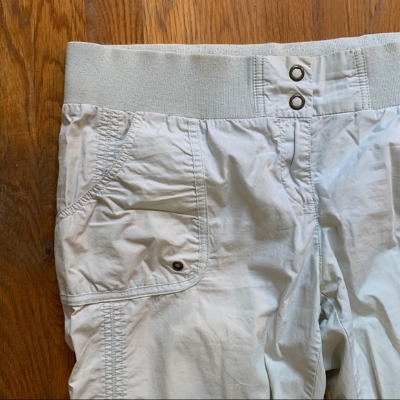 Mint green pastel capris pants - Picture 3 of 14